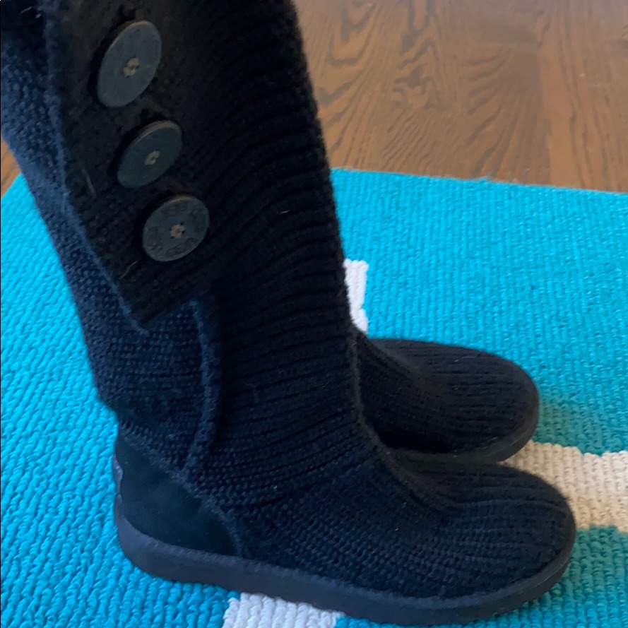 Ugg Woman Cardigan Boots Sz 7